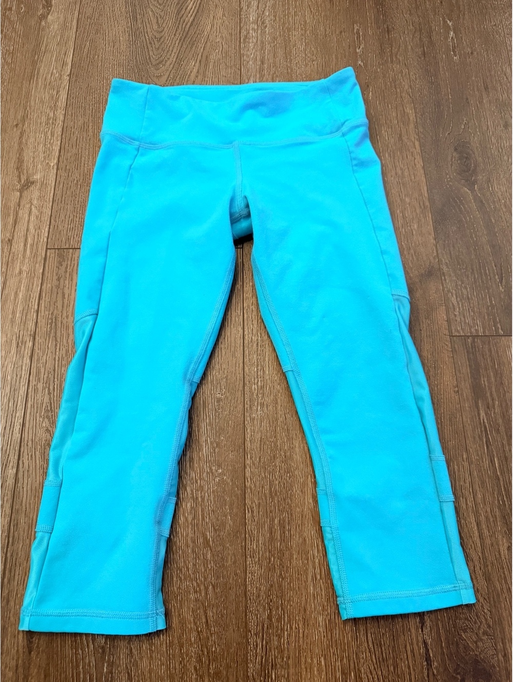 Alo Yoga Aqua Blue Cropped Capri Leggings , Size S; Athleisure, Workout
